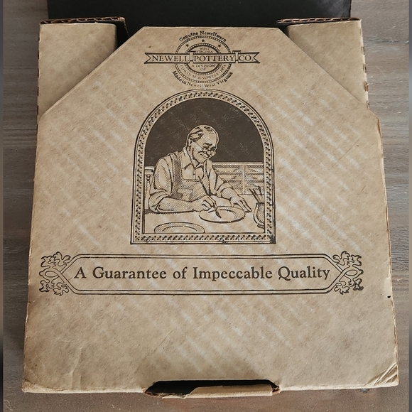 🎨Norman Rockwell Collector Plate, Walking Through Merrie Englande w/ PAPERWORK! - Picture 3 of 16